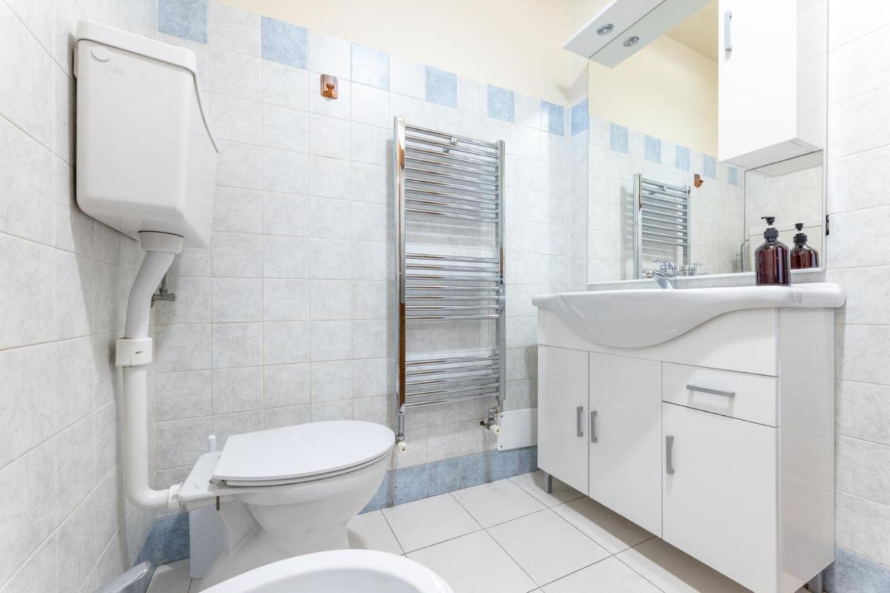 Aosta Centre Apartments - Porta Pretoria 56 المظهر الخارجي الصورة