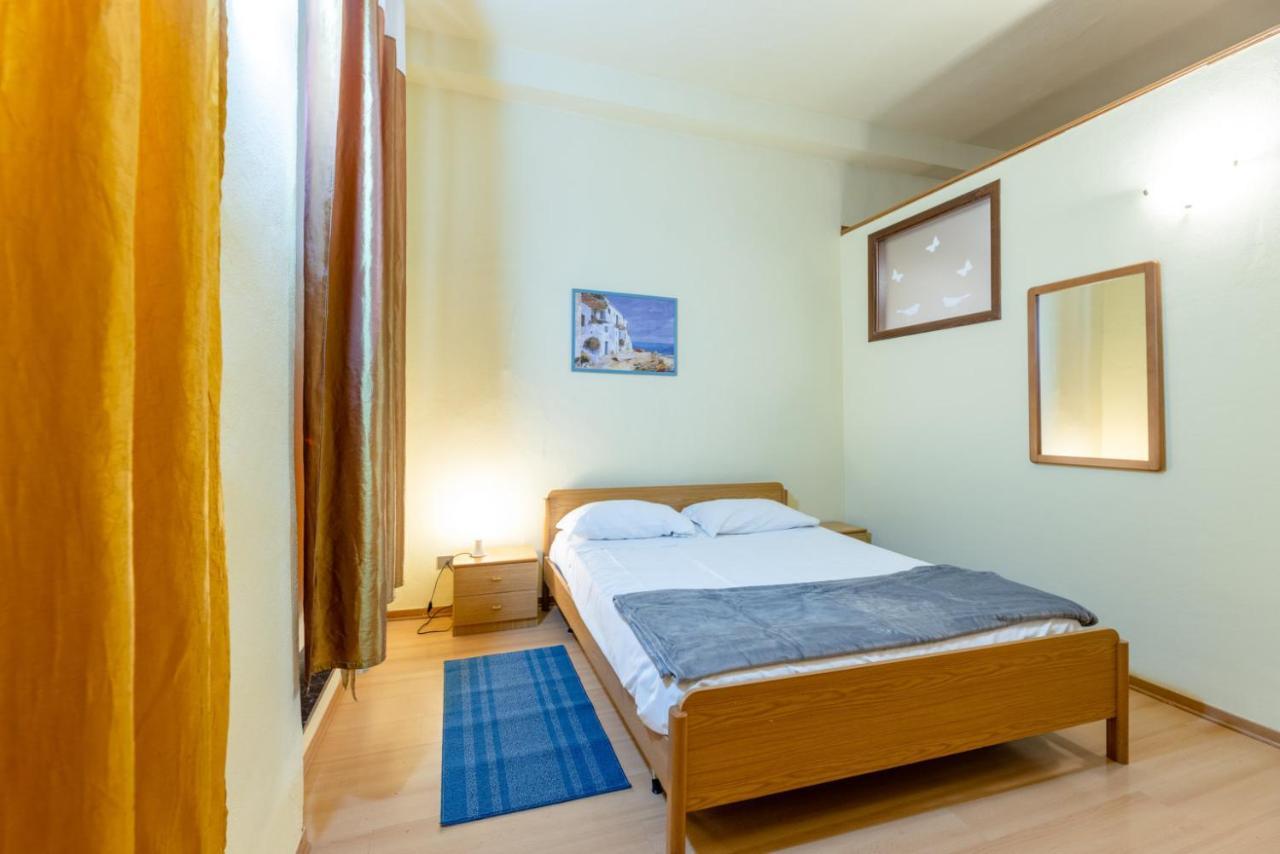 Aosta Centre Apartments - Porta Pretoria 56 المظهر الخارجي الصورة
