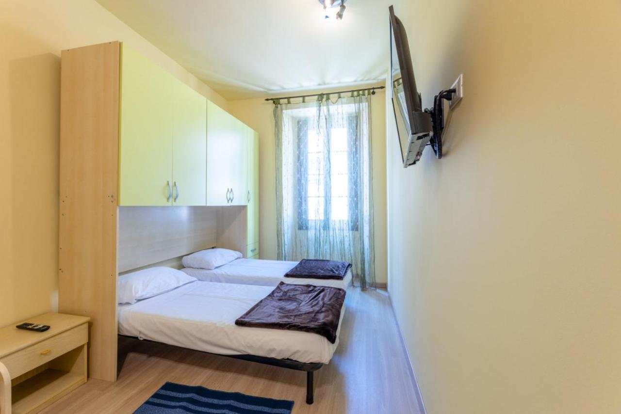 Aosta Centre Apartments - Porta Pretoria 56 المظهر الخارجي الصورة